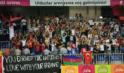 Özünü ələ al, kapitan! - FOTO