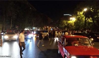 "Qarabağ"in eşqi ilə səhərədək bayram edənlər - VİDEO+FOTOLAR