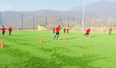 LAYİHƏ: U-15 Liqası: "Qəbələ" "Səbail"lə oyuna hazırlaşır - FOTOREPORTAJ