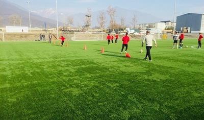 LAYİHƏ: U-15 Liqası: "Qəbələ" "Səbail"lə oyuna hazırlaşır - FOTOREPORTAJ