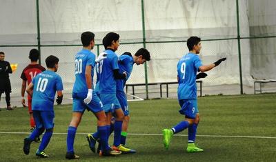 LAYİHƏ: U-15 Liqası: "Keşlə"nin "Zirə" zəfəri - FOTOREPORTAJ