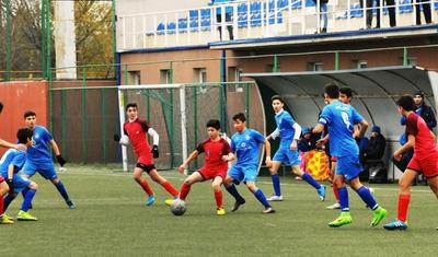 LAYİHƏ: U-15 Liqası: "Keşlə"nin "Zirə" zəfəri - FOTOREPORTAJ