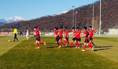 LAYİHƏ: U-17 Liqası: "Qəbələ" - "Neftçi" 4:0 - FOTOREPORTAJ