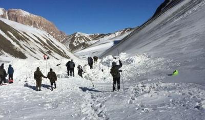 İtən alpinistlərlə bağlı son xəbər: 3500 m hündürlükdə izlərə rast gəlindi - FOTOLAR
