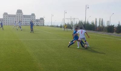 LAYİHƏ: U-15 Liqası: Köhnə lider, yeni autsayder