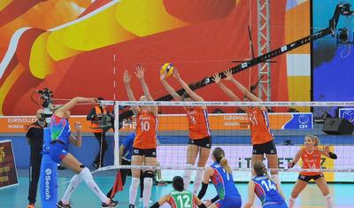 İlham Əliyev və Mehriban Əliyeva millimizə dəstək verdi - FOTO