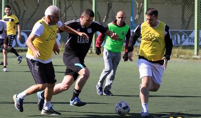 Tərlan Əhmədov onlara görə yaşıl meydana çıxdı - FOTOLAR