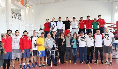 "Qəbələ" Ukraynada: öncə basketbol, sonra boks - LENT