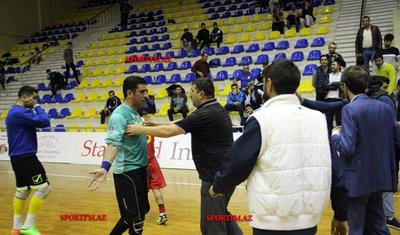 Azərbaycan çempionatında ara qarışdı, yumruqlar "işə düşdü" - FOTOLAR