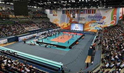 İlham Əliyev millinin oyununu izlədi və alqışladı - FOTOREPORTAJ