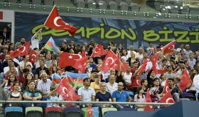 Türkiyə millisi Bakıda arzuolunmaz situasiya ilə üzləşdi