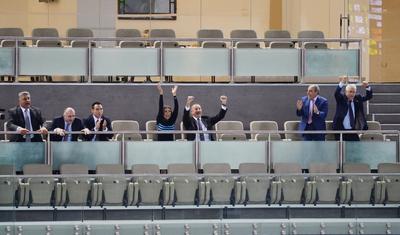 Prezident və birinci xanım milli komandanın oyununda - FOTOLAR