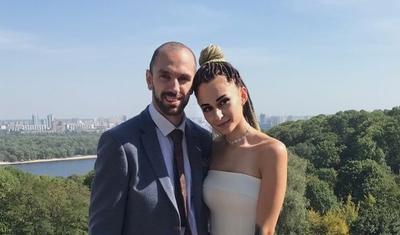 Millimizdən imtina etdi, ukraynalı xanımla ailə qurdu - FOTOLAR