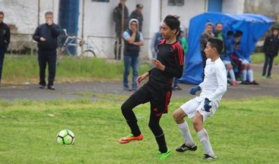 U-15 Liqası: Hakim Masallıda uşağın başına … çəkdi - FOTOLAR