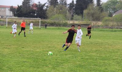 U-15 Liqası: Hakim Masallıda uşağın başına … çəkdi - FOTOLAR
