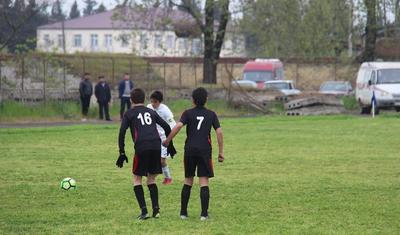 U-15 Liqası: Hakim Masallıda uşağın başına … çəkdi - FOTOLAR