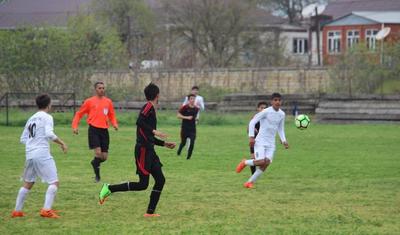 U-15 Liqası: Hakim Masallıda uşağın başına … çəkdi - FOTOLAR