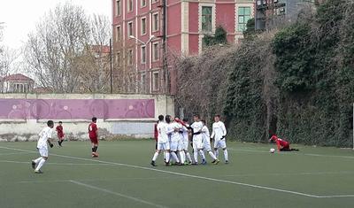 U-15 Liqası: Hakim Masallıda uşağın başına … çəkdi - FOTOLAR
