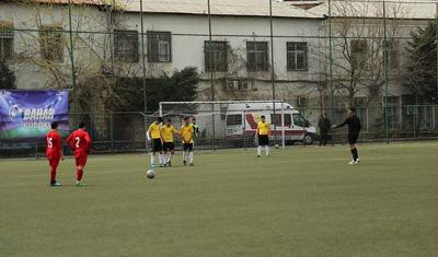 U-15 Liqası: "Keşlə" "Turan"a güzəştə getdi - FOTOREPORTAJ