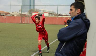 U-15 Liqası: "Keşlə" "Turan"a güzəştə getdi - FOTOREPORTAJ