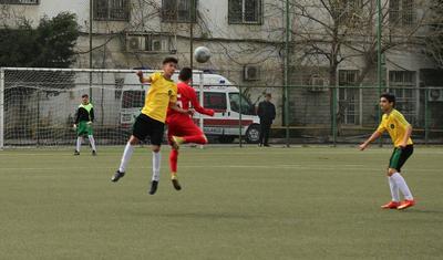 U-15 Liqası: "Keşlə" "Turan"a güzəştə getdi - FOTOREPORTAJ