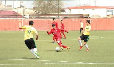 U-15 Liqası: "Keşlə" "Turan"a güzəştə getdi - FOTOREPORTAJ