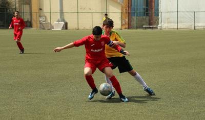 U-15 Liqası: "Keşlə" "Turan"a güzəştə getdi - FOTOREPORTAJ