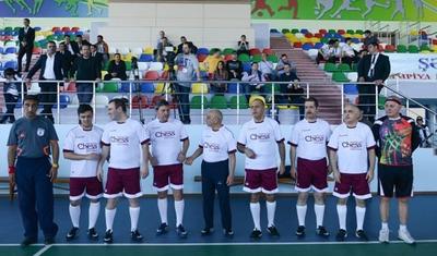 "Dünya yığma"sı Şəmkirdə futbol oynadı, Karlsen 6 qol vurdu