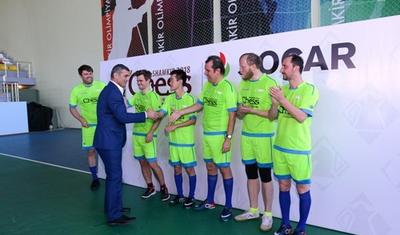 "Dünya yığma"sı Şəmkirdə futbol oynadı, Karlsen 6 qol vurdu