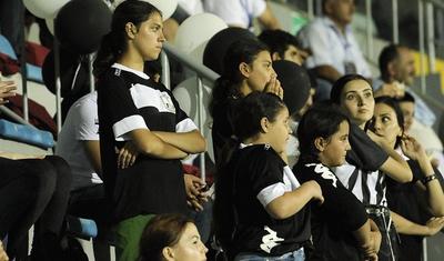Azərbaycan futboluna rəng qatan qızlar - FOTOLAR