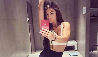 Azərbaycanlı məşqçi qızın bədəni görənləri heyran edir - FOTOLAR