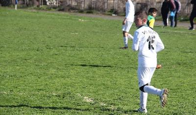 U-15 Liqası: "Viləş"in futbolçusu hakimi qorxutdu - FOTOREPORTAJ