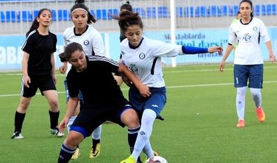 FOTOLAR: Yeni patron baxdı, "Sumqayıt"ın qızları çempion oldu