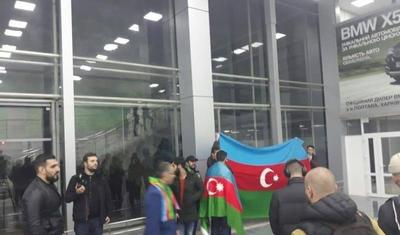 "Qarabağ"ın qabağına adamlar çıxdı - FOTOREPORTAJ