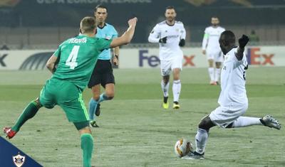 Azərbaycan çempionu "kəfəni yırtdı" - FOTOREPORTAJ