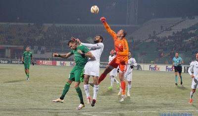 Azərbaycan çempionu "kəfəni yırtdı" - FOTOREPORTAJ