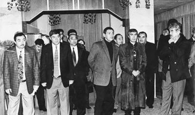 FOTOLAR: “Vor zakon” Rəhimov federasiya prezidenti oldu