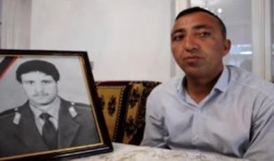 İşdən çıxarılan icra başçısı: stadionun qarovulçusunu döymüşdü... VİDEO