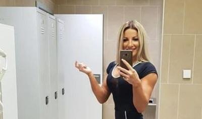 "Oğlanların “Ayaqlara bax, ayaqlara” dediyini eşidirəm"