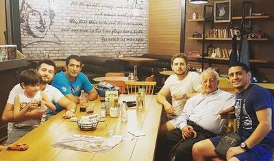 Yığmamızın lideri həm müalicə alır, həm istirahət edir - FOTO