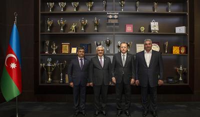 LENT - Prezident BOS-da milli komandaların bazasını ziyarət etdi