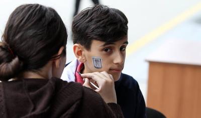 Ruslan Abışov "Fanzona"ya gəldi, hamı… - FOTOREPORTAJ