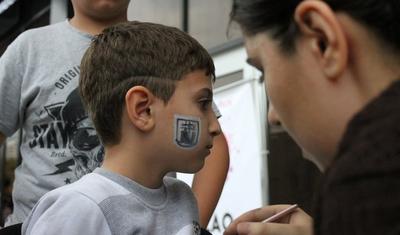 Ruslan Abışov "Fanzona"ya gəldi, hamı… - FOTOREPORTAJ