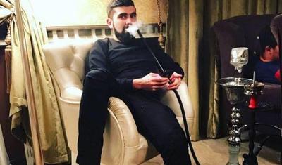 Millimizin üzvü qəlyan çəkdi, sosial şəbəkədə paylaşdı - FOTO