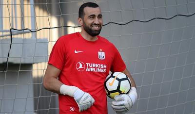 "Neftçi"nin məqsədi 1:0-ı qorumaq olmayacaq - FOTOLAR