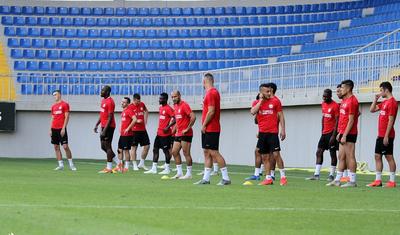 "Neftçi"nin məqsədi 1:0-ı qorumaq olmayacaq - FOTOLAR