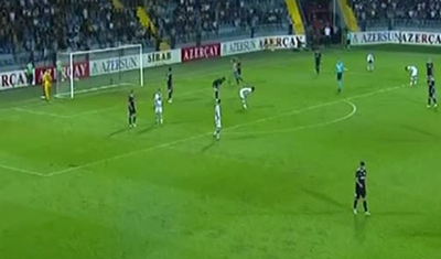 “Qarabağ”ın matçında meydana girən və Rəşadın üstünə qaçan - VİDEO+FOTOLAR