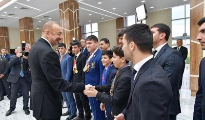 İlham Əliyev Beyləqan Olimpiya Kompleksinin açılışında - FOTOLAR