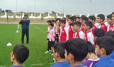 Oynadığın futboldan həzz al!