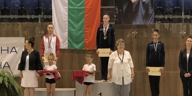 Azərbaycan gimnastları Varnada 5 medal qazandı